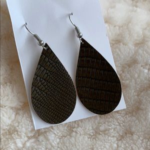 Leather earrings